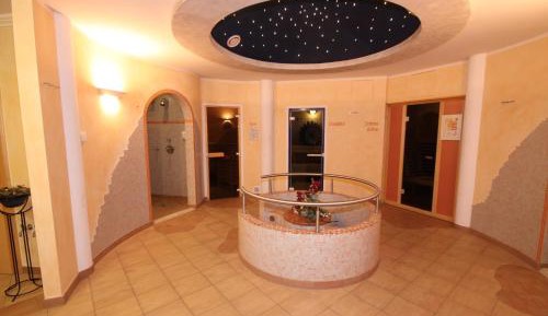 Superior Two-Bedroom Apartment (2-4 Adults)