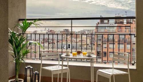 One-Bedroom Apartment with Balcony