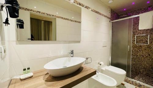 Large Double Room