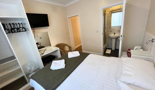 Quad Room with Private Bathroom