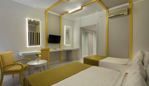 Double Room with Mountain View