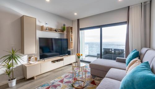 Apartment with Sea View