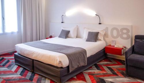 Superior King Room
