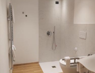Twin Room - Disability Access