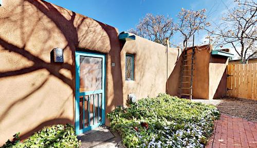 One Bedroom Apartment