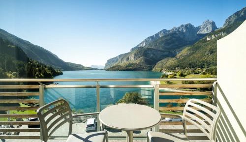 Superior Double or Twin Room with Lake View