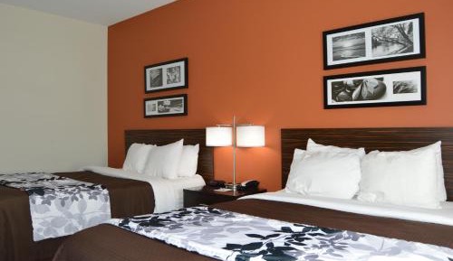 Queen Room with Two Queen Beds - Non-Smoking