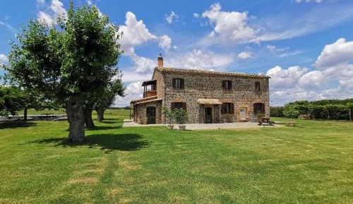 Six-Bedroom Holiday Home