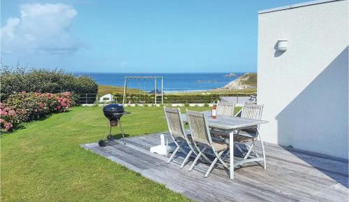 Two-Bedroom Holiday Home