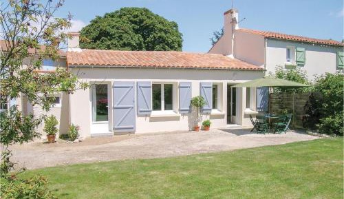 Two-Bedroom Holiday Home