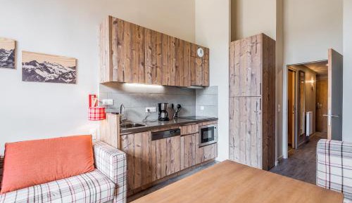 Prestige One-Bedroom Apartment (5 People)