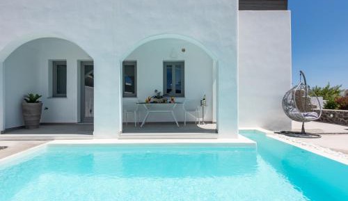 Suite with Private Pool