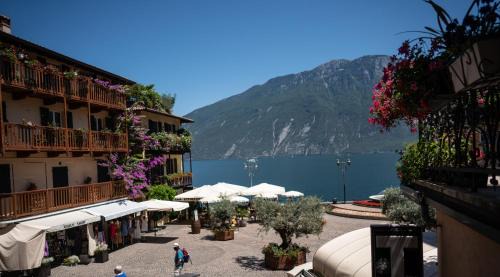 Double Room with Lake View