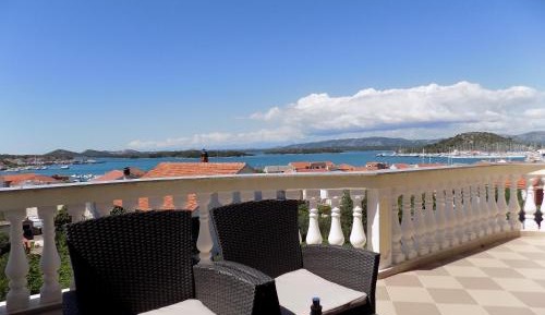 Apartment with Sea View