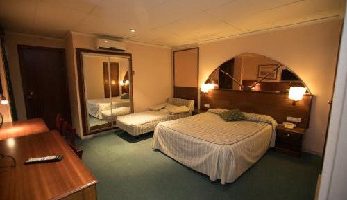 Classic Quadruple Room