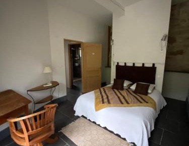 Family Room with Garden View