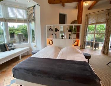 Deluxe Double Studio