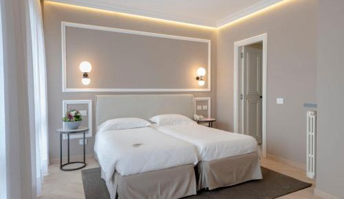 Twin Room with Balcony