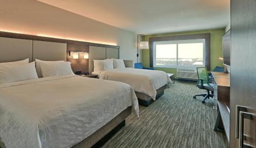 Room with Two Beds - Hearing Accessible - Non-Smoking