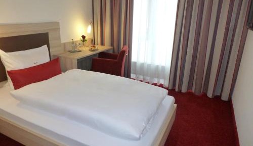 Single Room with Bathroom