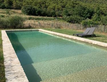 Bungalow with Garden View