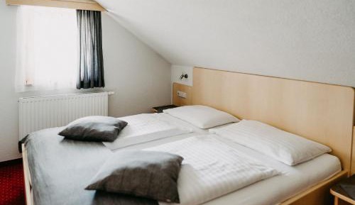 One-Bedroom Apartment with Balcony