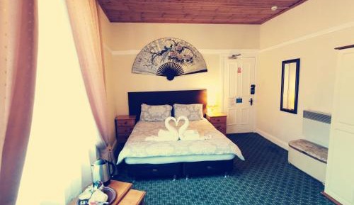 Basic Triple Room