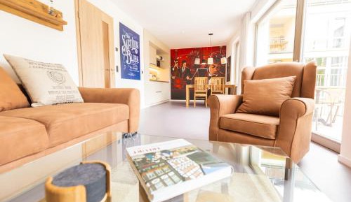One-Bedroom Apartment with Balcony