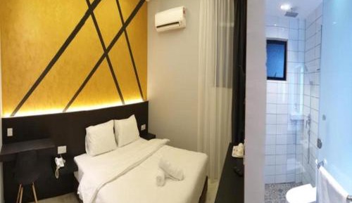 Queen Room