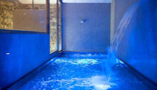 Suite with Private Pool nº 6