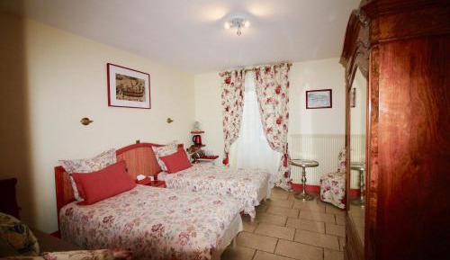 Comfort Triple Room