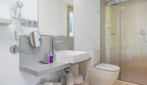  Deluxe Double Room with Hot Tub and Sea View