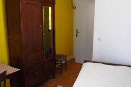 Single Room with Shared Bathroom and Shared Toilet