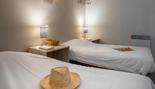 House with Mezzanine (2 Adults) with Hotel Service 