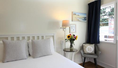 Queen Room with Garden View