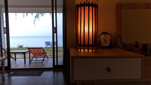 Bungalow with Sea View