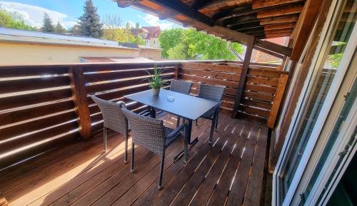 Apartment - Split Level