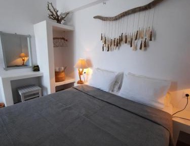 Double Room with Balcony and Sea View