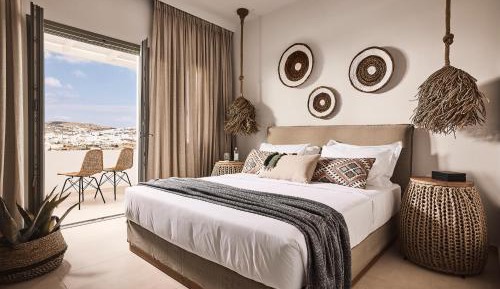 Deluxe Family Suite  with Village View