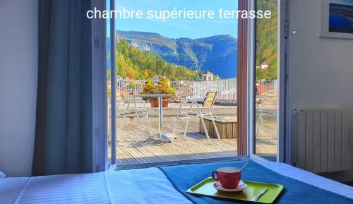 Double Room with Mountain View