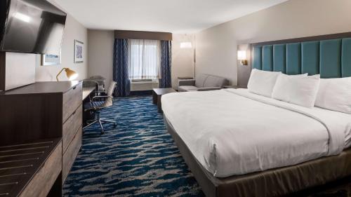 King Suite with Kitchenette
