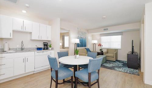 Two Bedroom Suite with Full Kitchen