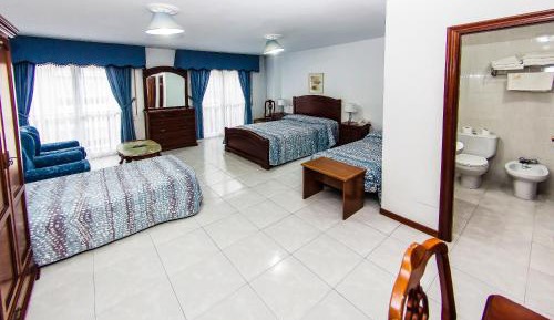Triple Room
