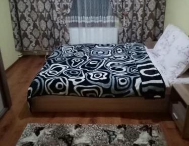 Standard Double Room with Shared Bathroom