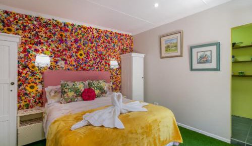 The Secret Garden Room