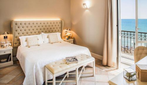 Double Room with Balcony and Sea View