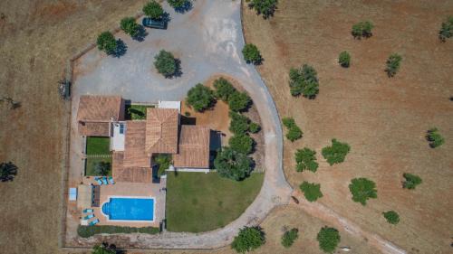 Six-Bedroom House