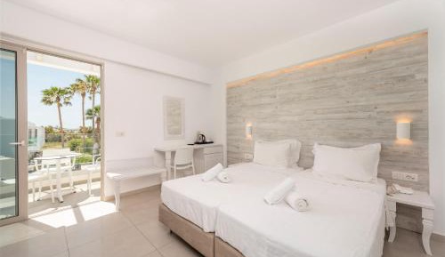 Deluxe Double Room with Garden View