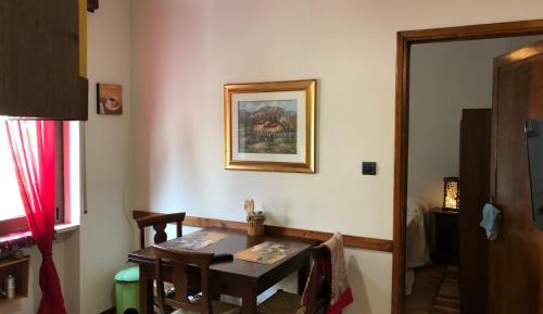 Apartment with Shower