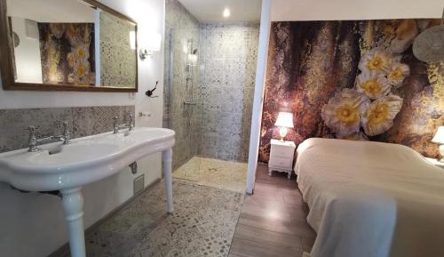 Quadruple Room with Terrace